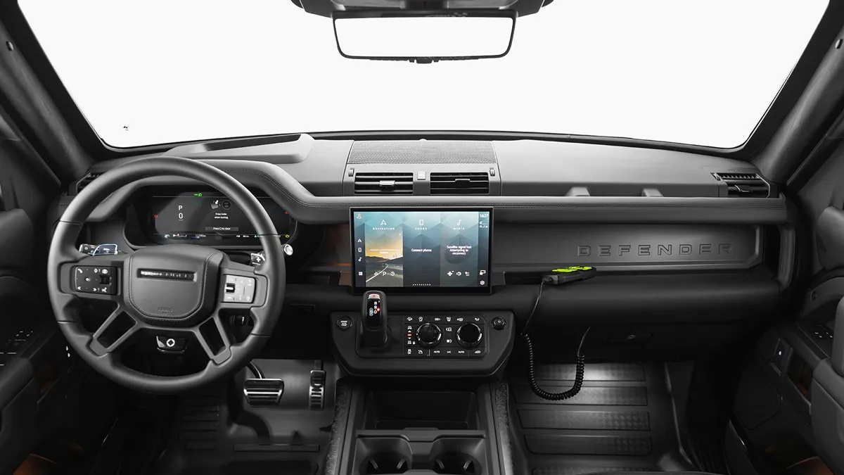 إنكاس تحول لاند روفر ديفندر إلى سيارة فاخرة مقاومة للرصاص والقنابل (فيديو)