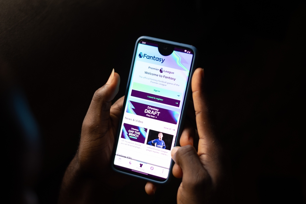 أرقام قياسية في الدوري الإنجليزي.. صيف مشتعل وصفقات تقترب من تجاوز حاجز الملياري دولار