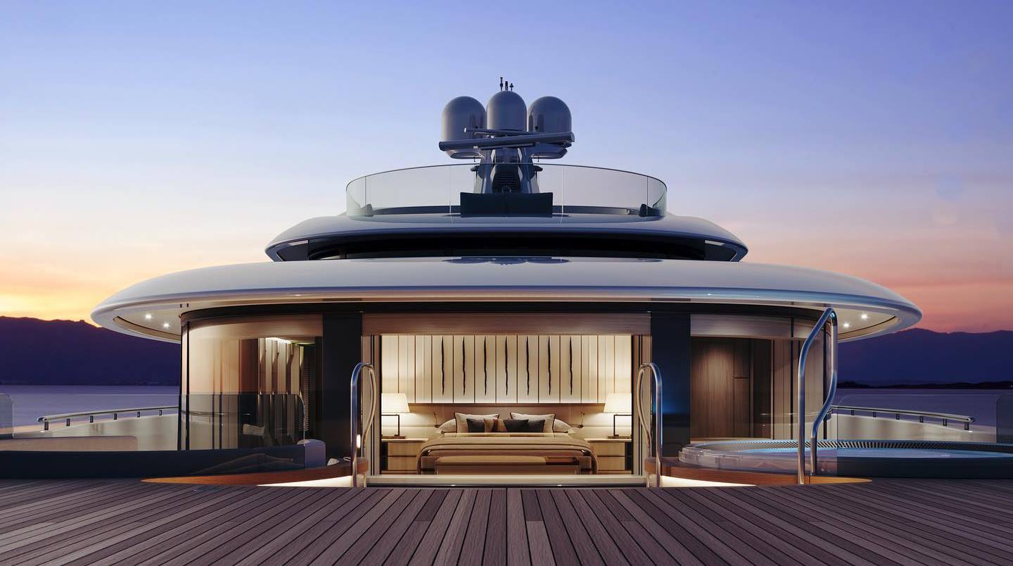 الملياردير البرازيلي مارينيو يكرّم والدته بيخت Stella M الفاخر - Feadship