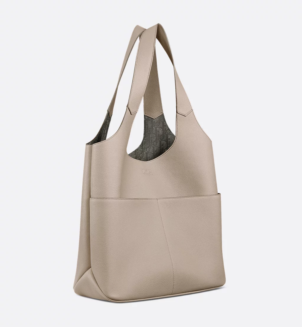 حقيبة "Dior Prive" من علامة ديور Dior 