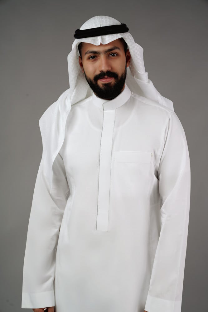 ثوب من علامة لومار Lomar 