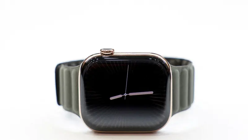 ساعات أبل الذكية تضيف ميزة قياس ضغط الدم.. تفاصيل 