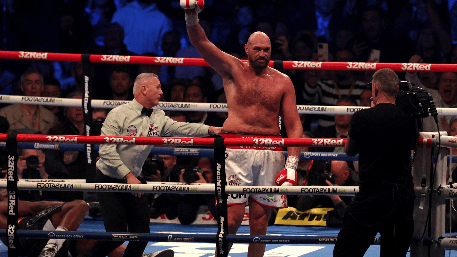 الوافدون الجدد يشعلون التصنيفات الخاصة بالملاكمة 2025