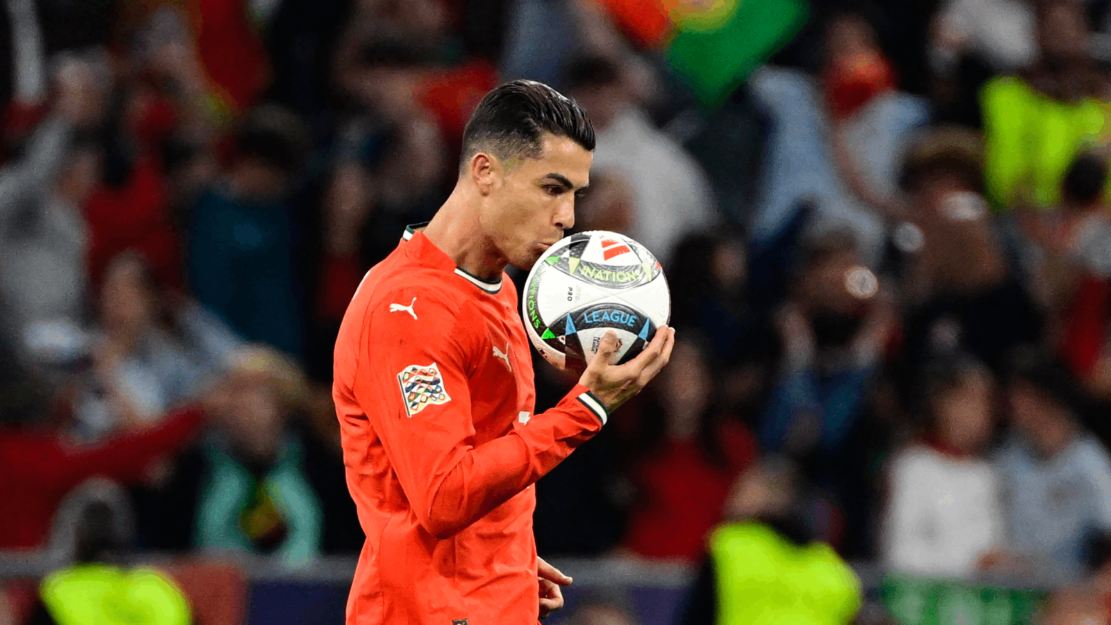 رونالدو يتصدر قائمة الرواتب في السوبر السعودي.. من يأتي خلفه؟