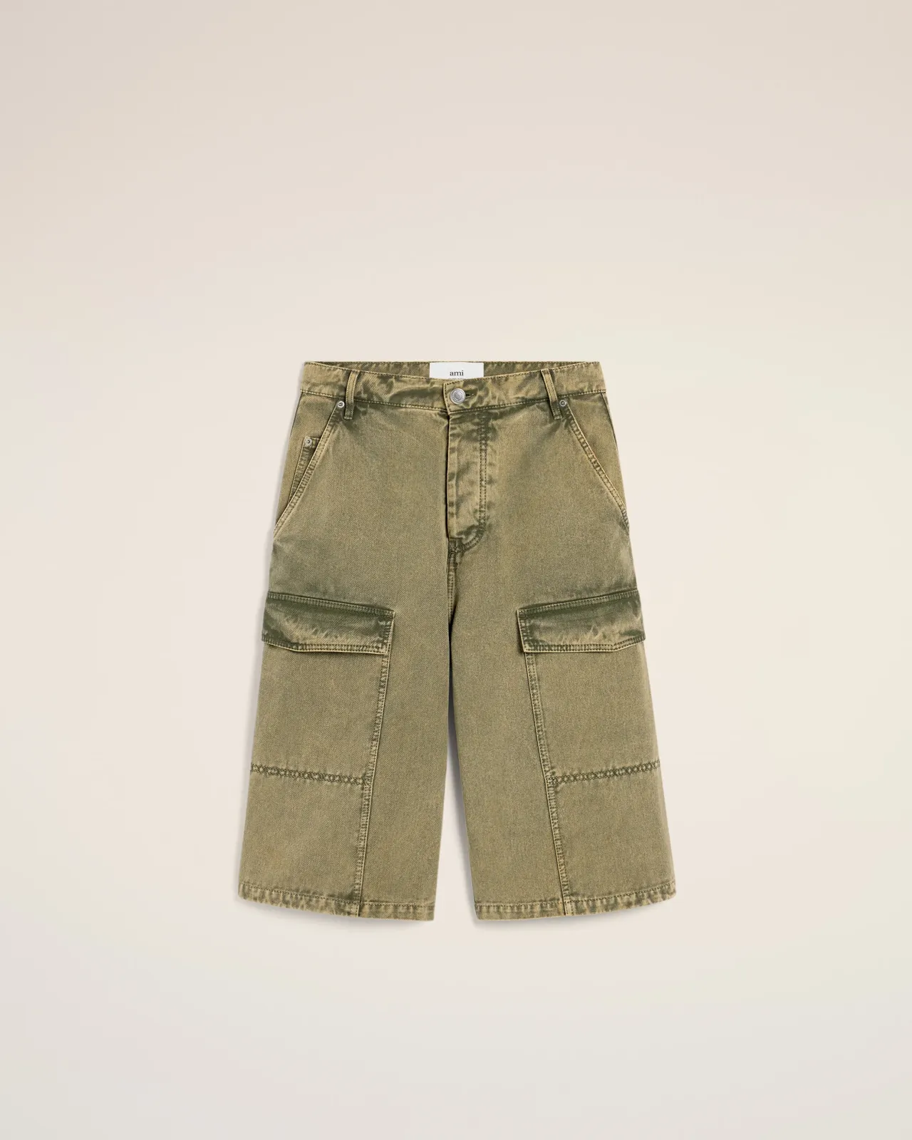 سروال متوسط الطول  بنمط كارجو من أميي Ami 