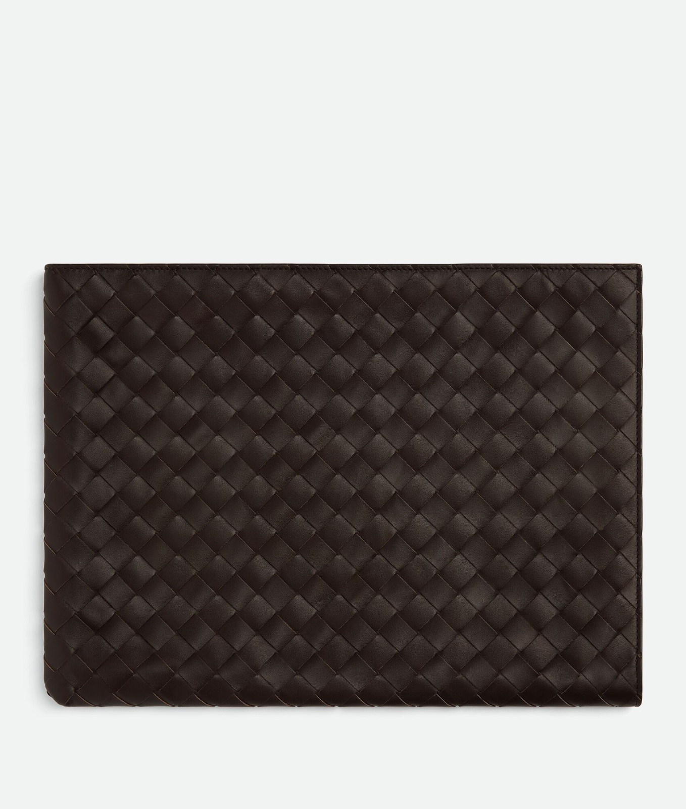 حقيبة Intrecciato Half Zip Pouch من بوتتيجا فينيتا Bottega Veneta