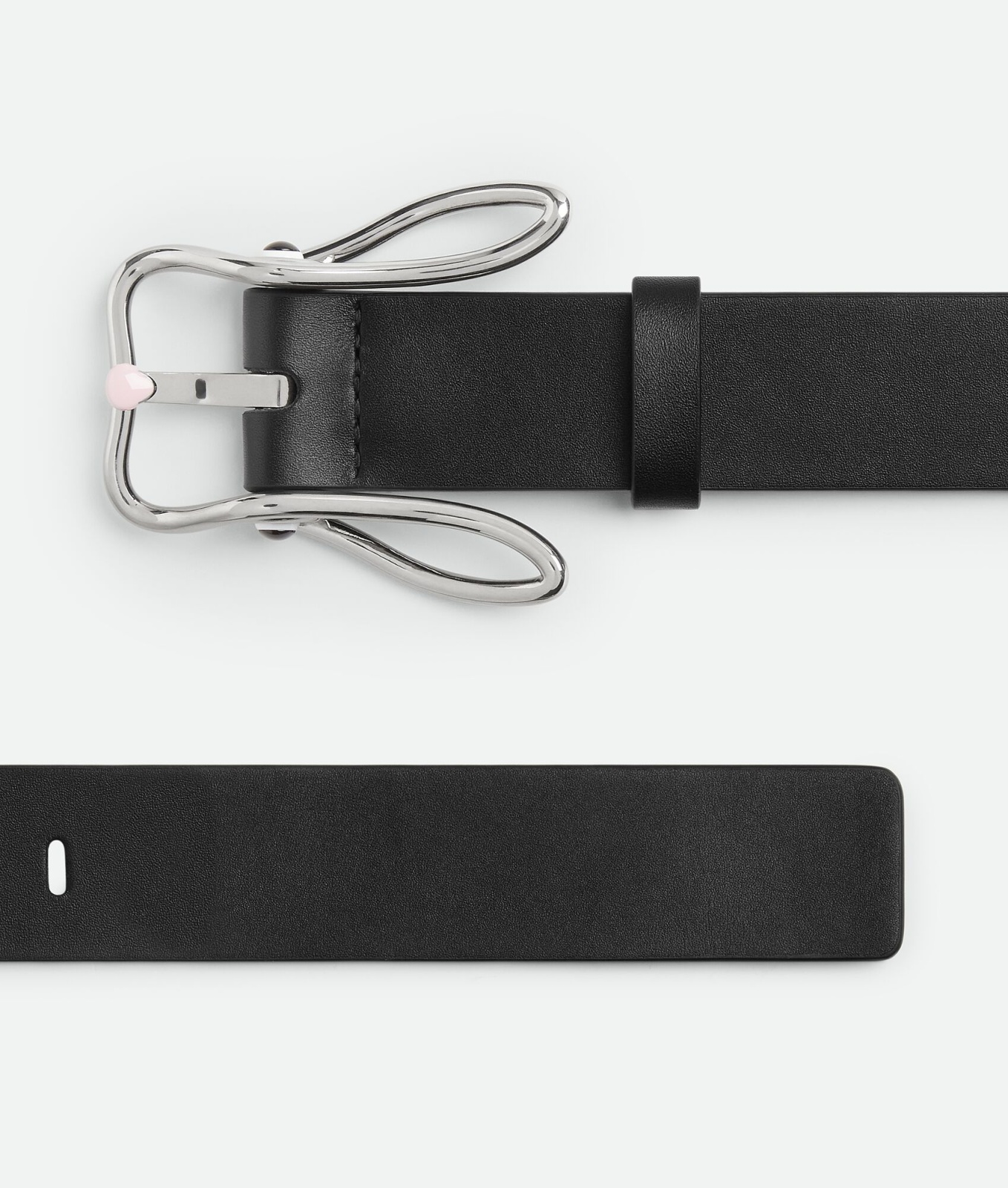 حزام من بوتيجا فينيتا Bottega Veneta بنمط Bunny Belt حزام من بوتيجا فينيتا Bottega Veneta بنمط Bunny Belt