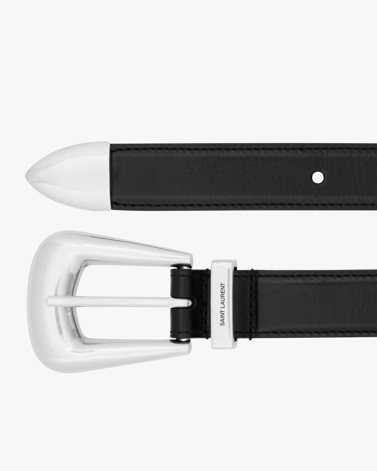 حزام من سان لوران Saint Laurent بنمط Folk Buckle حزام من سان لوران Saint Laurent بنمط Folk Buckle