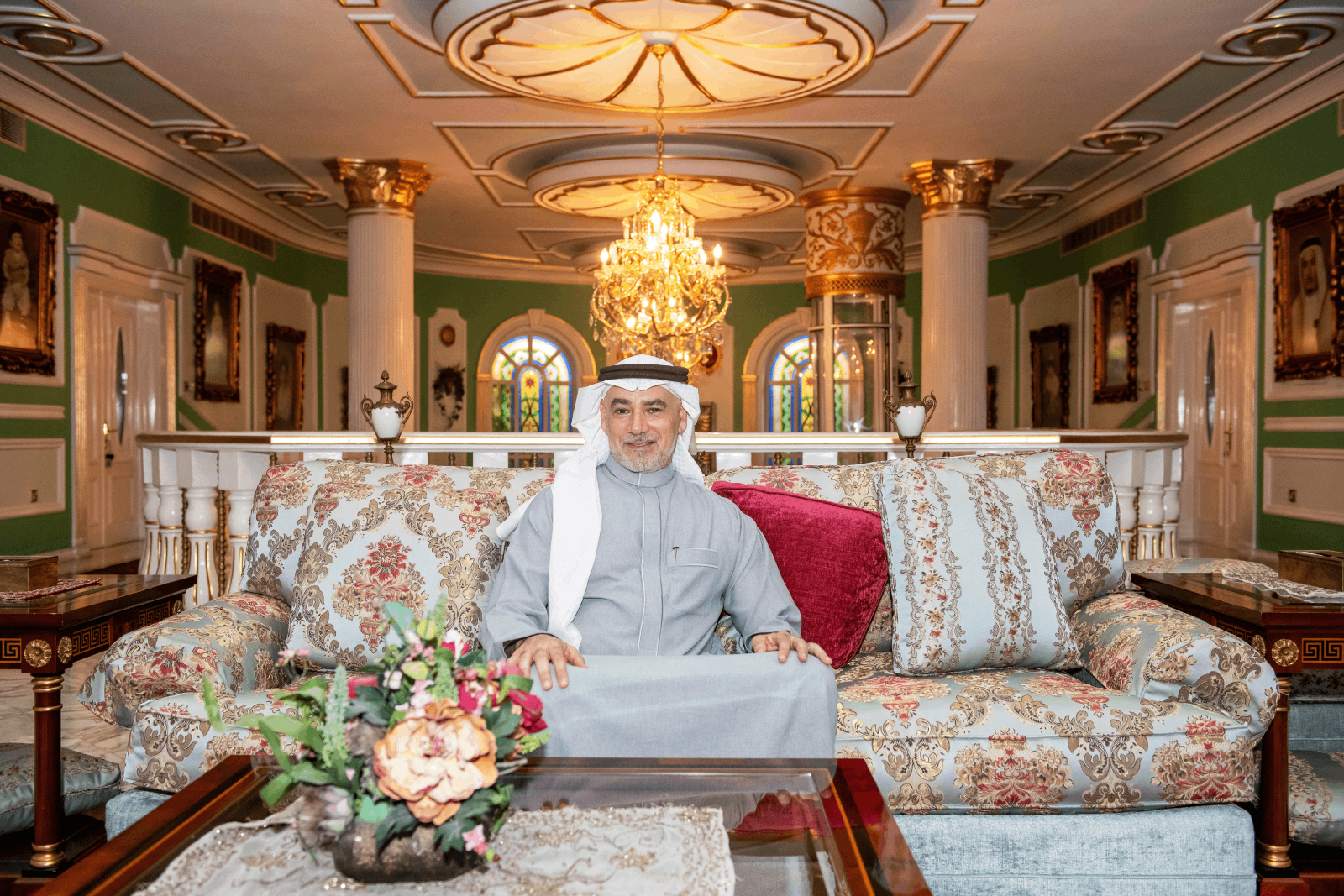 المصرفي السعودي مدحت الزاير