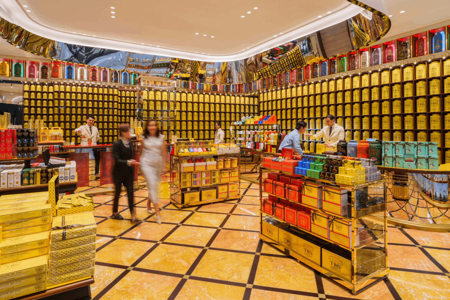 من أوراق الشاي إلى الأكوان الافتراضية: “شاي تي دبليو جي” يحكي قصته في “أبوظبي” 