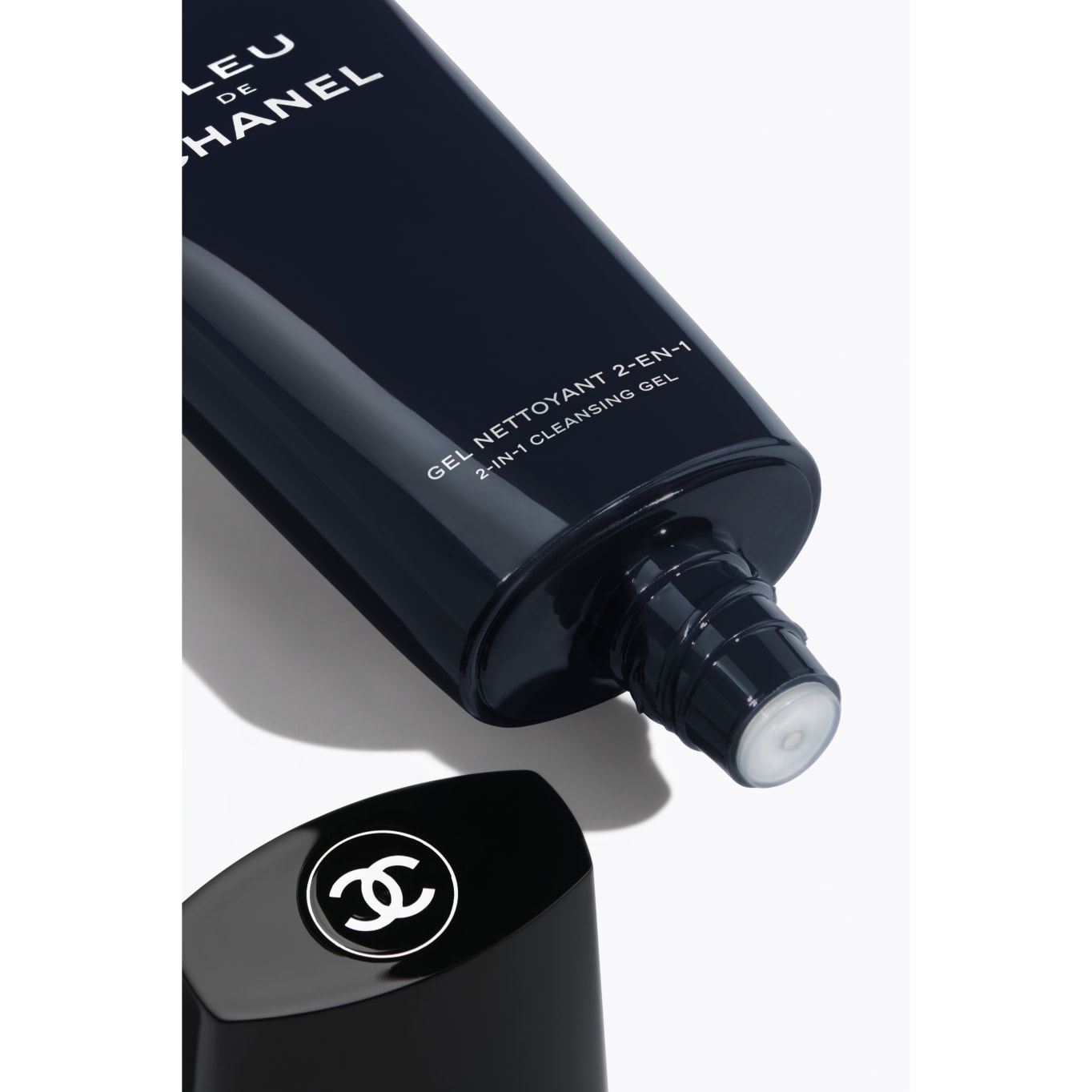 غسول للبشرة ومرطب لحلاقة الذقن بعطر bleu de chanel من شانيل Chanel