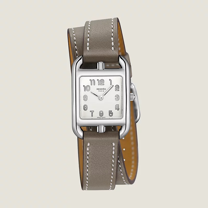 ساعة كاب كود من علامة هيرمس Hermes