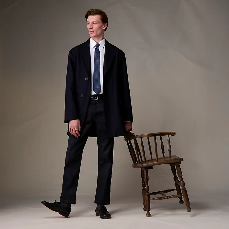 ربطة عنق بنمط Dancing H tie من هيرميس Hermes - المصدر: Hermes