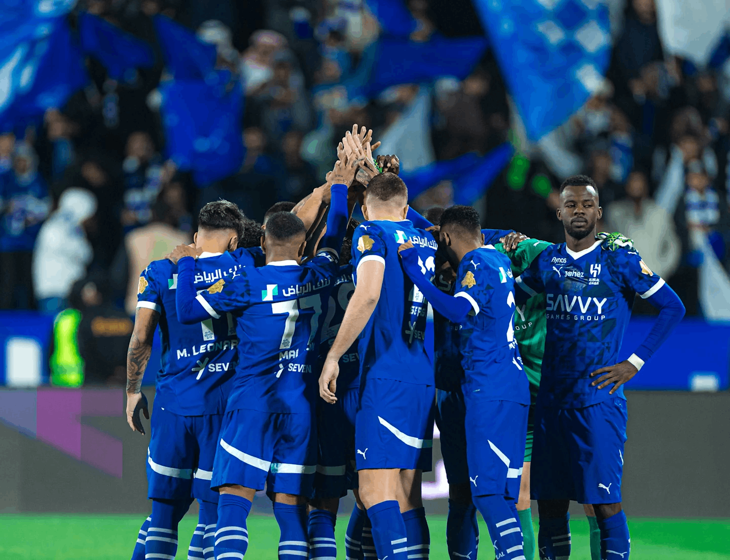 من يعوض غياب ثيو؟.. تشكيل الهلال لمباراة الرياض اليوم 