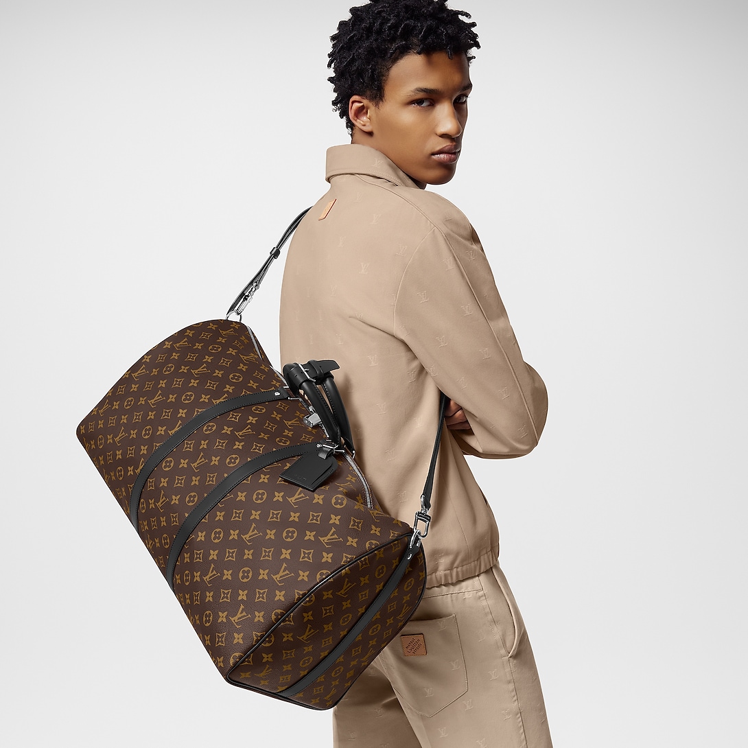 حقيبة بنمط Keepall Bandoulière 55 من لويس فيتون Louis Vuitton