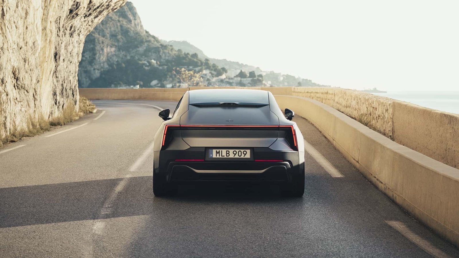 Polestar 5 تدخل المنافسة مع الكبار بسعر يبدأ من 140 ألف دولار