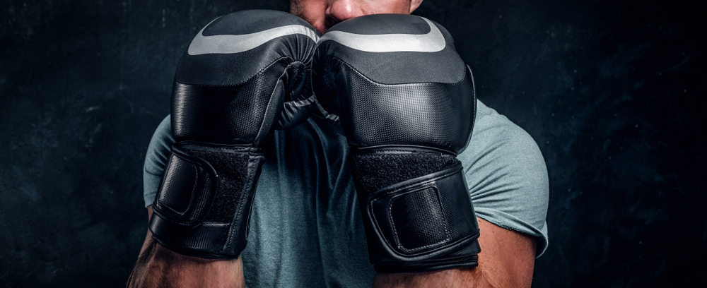  ملاكِم تعبيرية عن نصائح لتعزيز بناء العضلات مع تدريبات الملاكمة