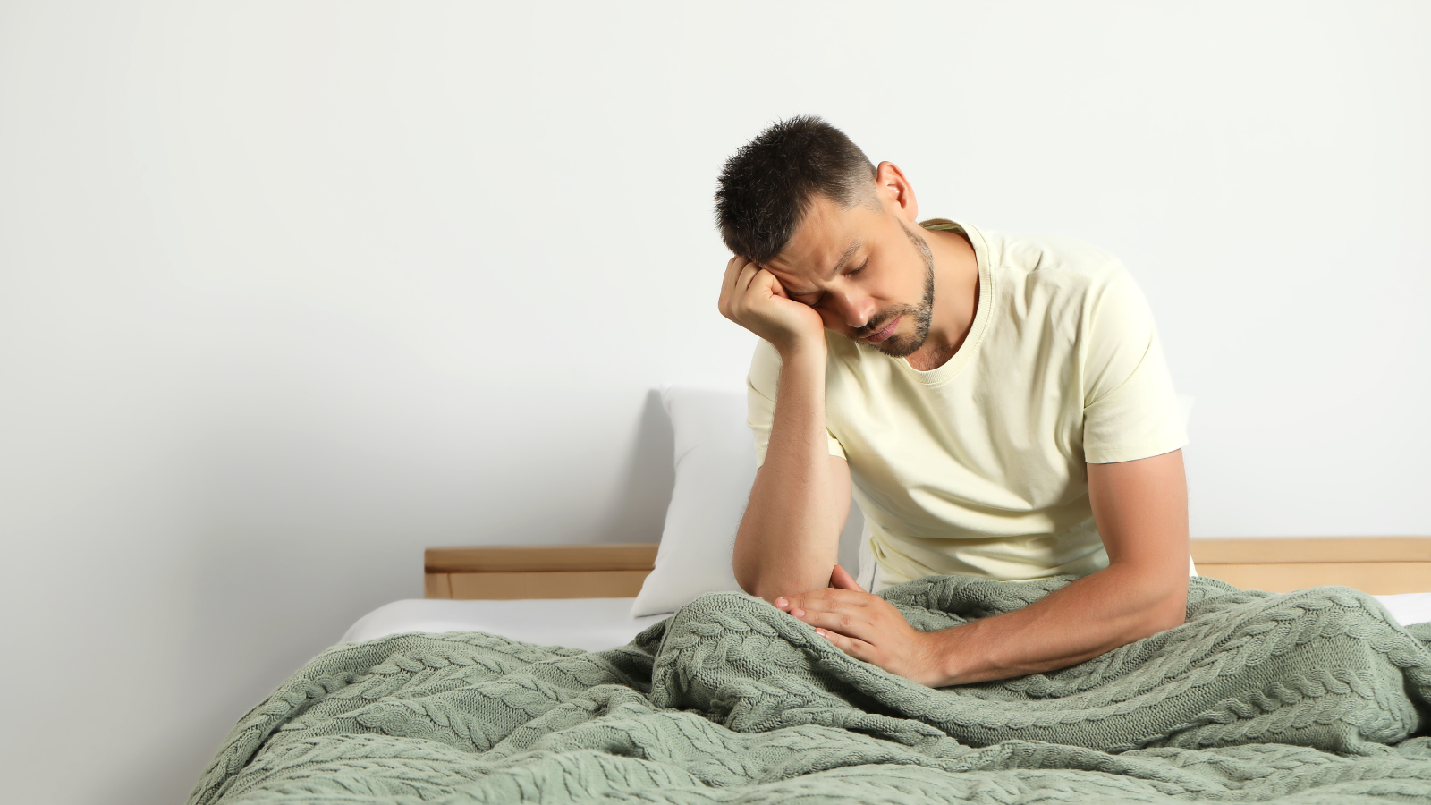 خبراء يحذرون من أطعمة تزيد الخمول والإرهاق.. احترس منهم 