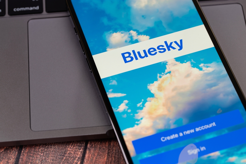 ميزة جديدة في Bluesky لحفظ المنشورات بشكل خاص
