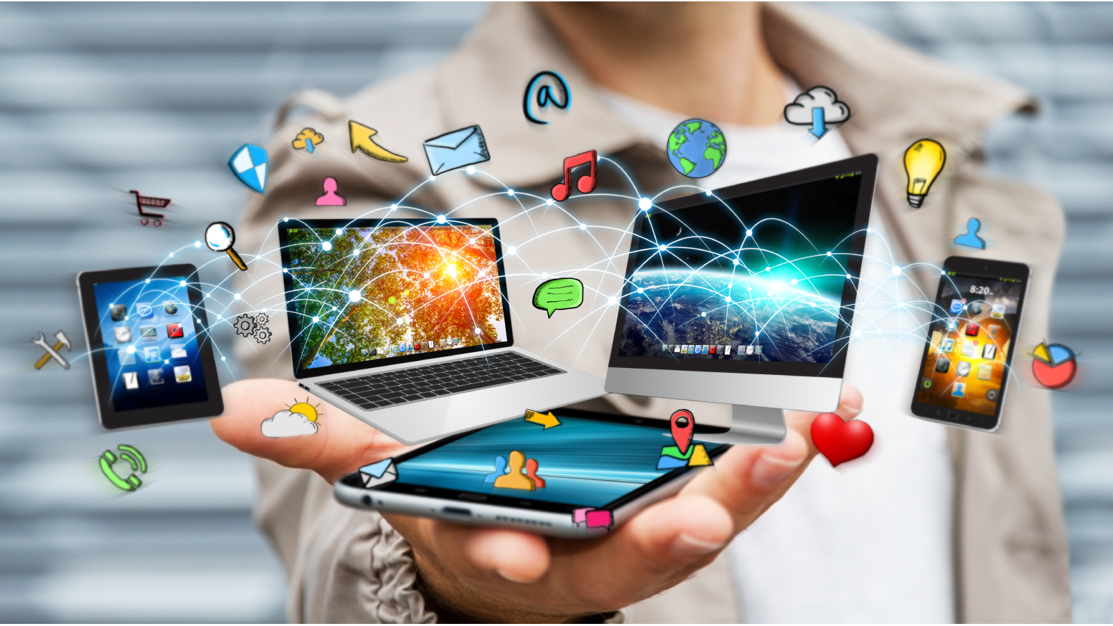 هل يراقبك هاتفك؟ تطبيقات شهيرة تجمع بياناتك دون علمك