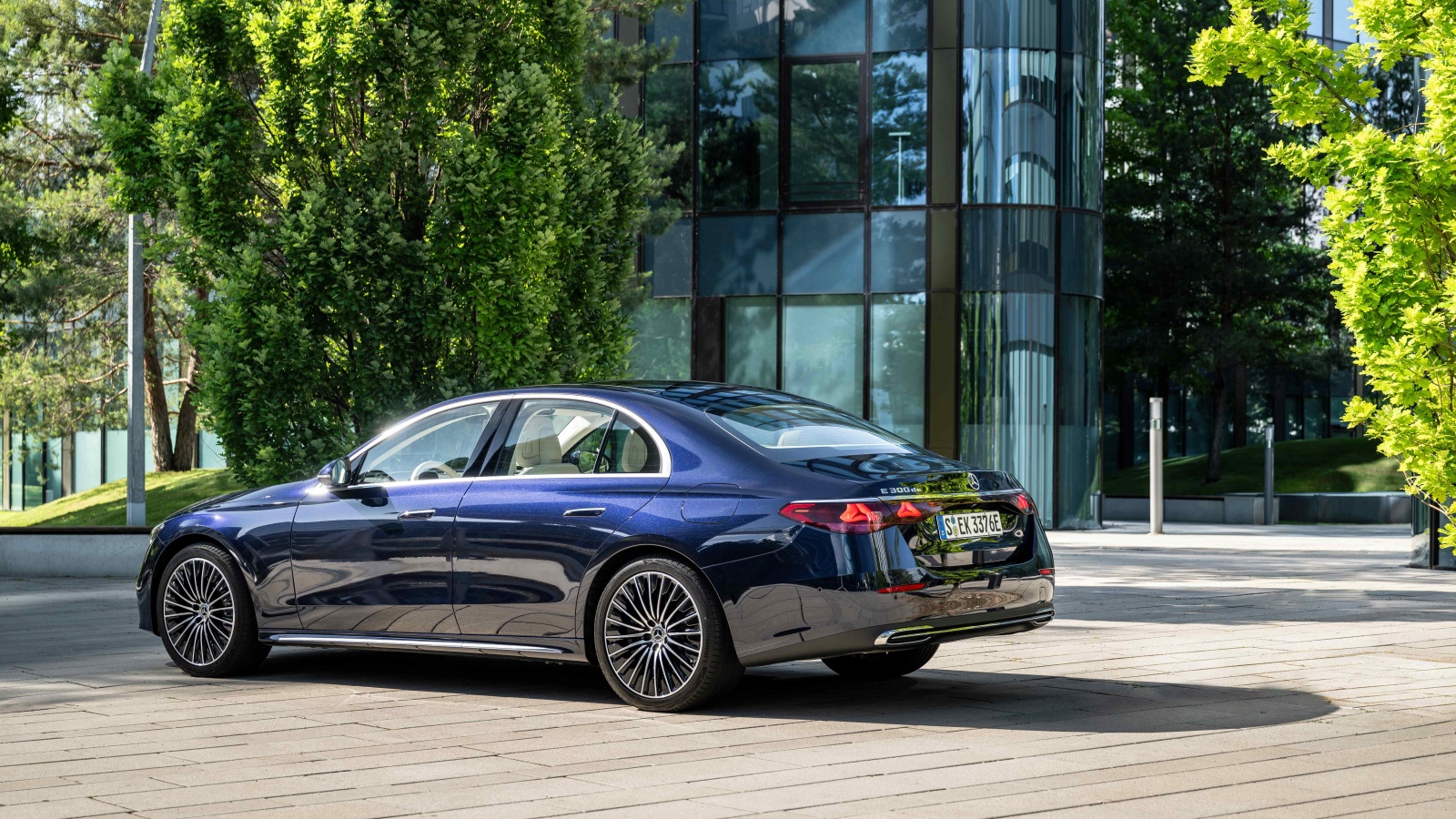 استعادت تنفيذية Mercedes متوسطة الحجم سحرها التصميمي - المصدر: Mercedes