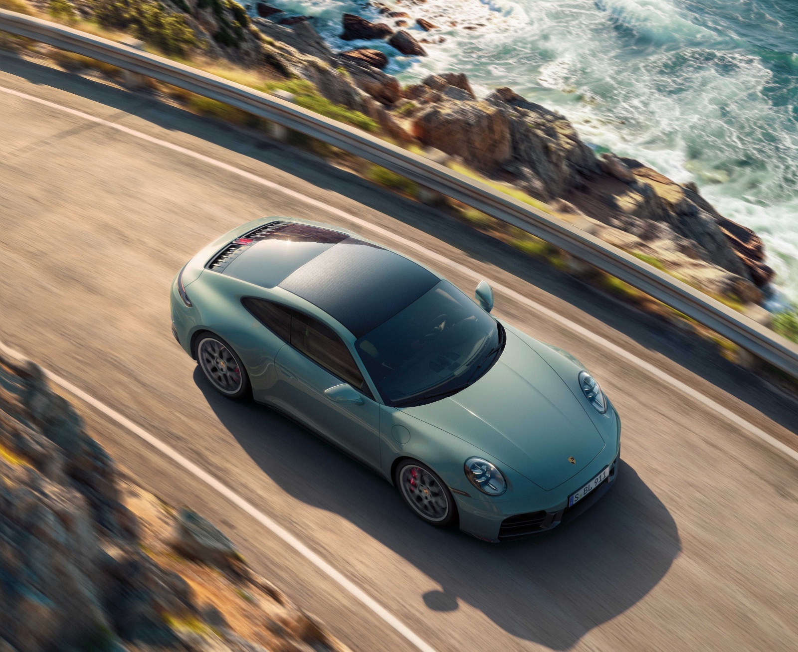 حرص Porsche على توفير نظام الدفع الرباعي على جميع فئات جسم طراز 911- المصدر: Porsche