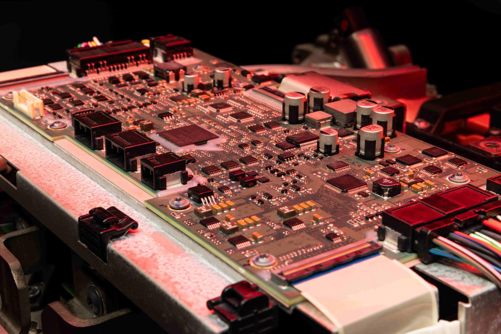 تدرك فيراري أن السيارات الكهربائية الرياضية الفاخرة ضرورة أكثر منها خيار&nbsp;- المصدر: Ferrari