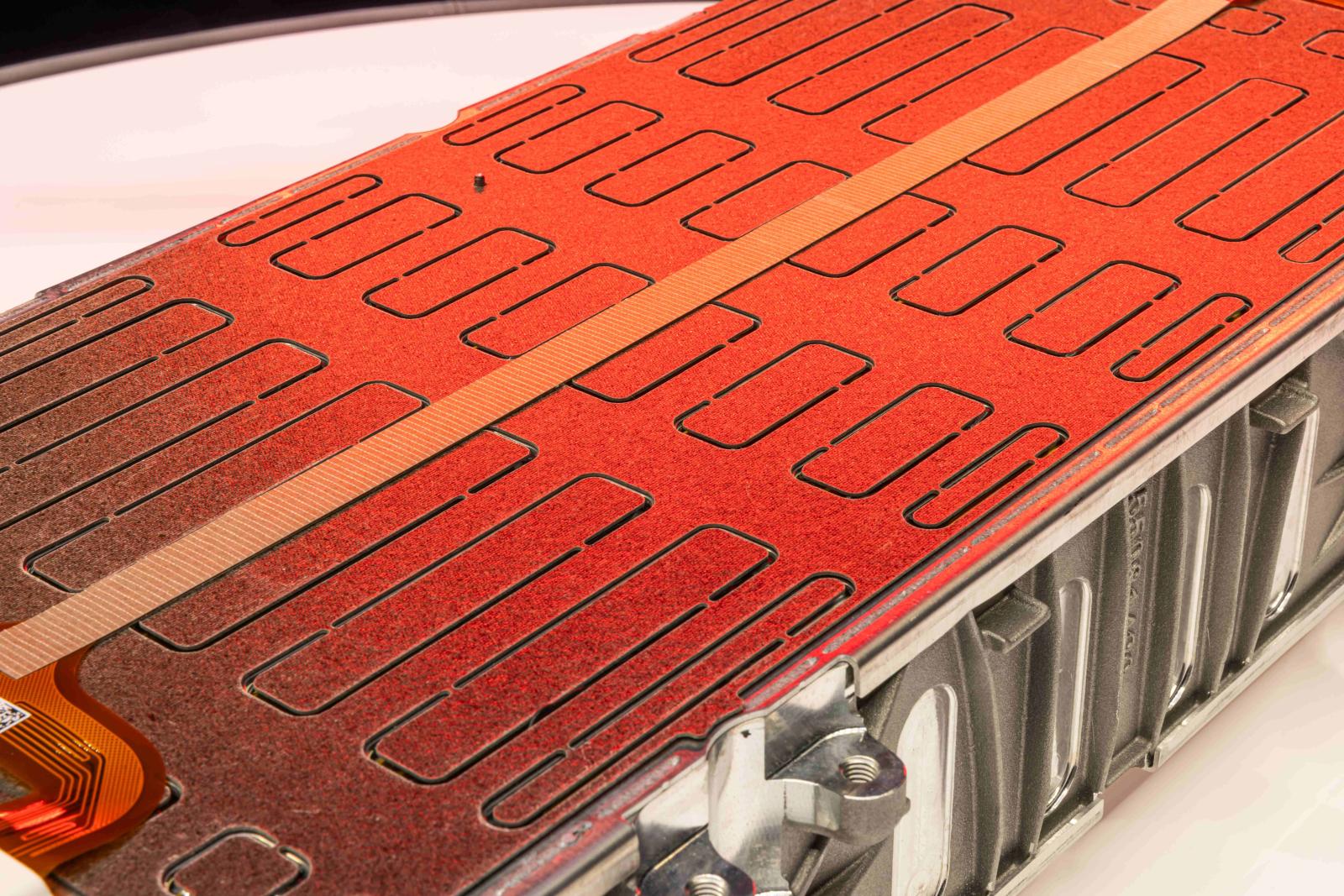 تختبر فيراري عناصر مثيرة للاهتمام حقًا، كاستخدام مقياس تسارع لتضخيم صوت المحرك الكهربائي - المصدر: Ferrari