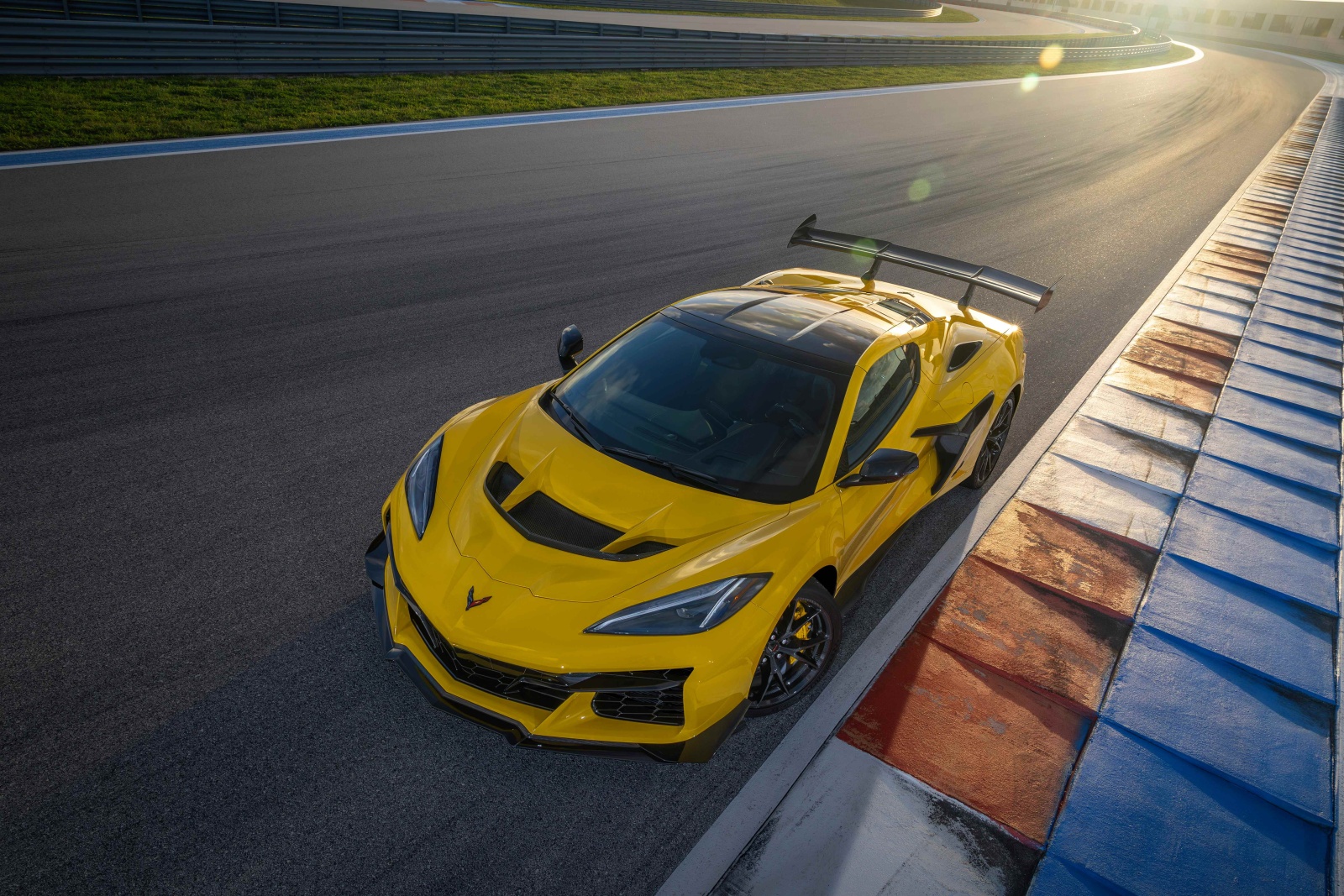 تتمتع Corvette ZR1 بحزمة ديناميكية هوائية عالية الفاعلية - المصدر: Chevrolet