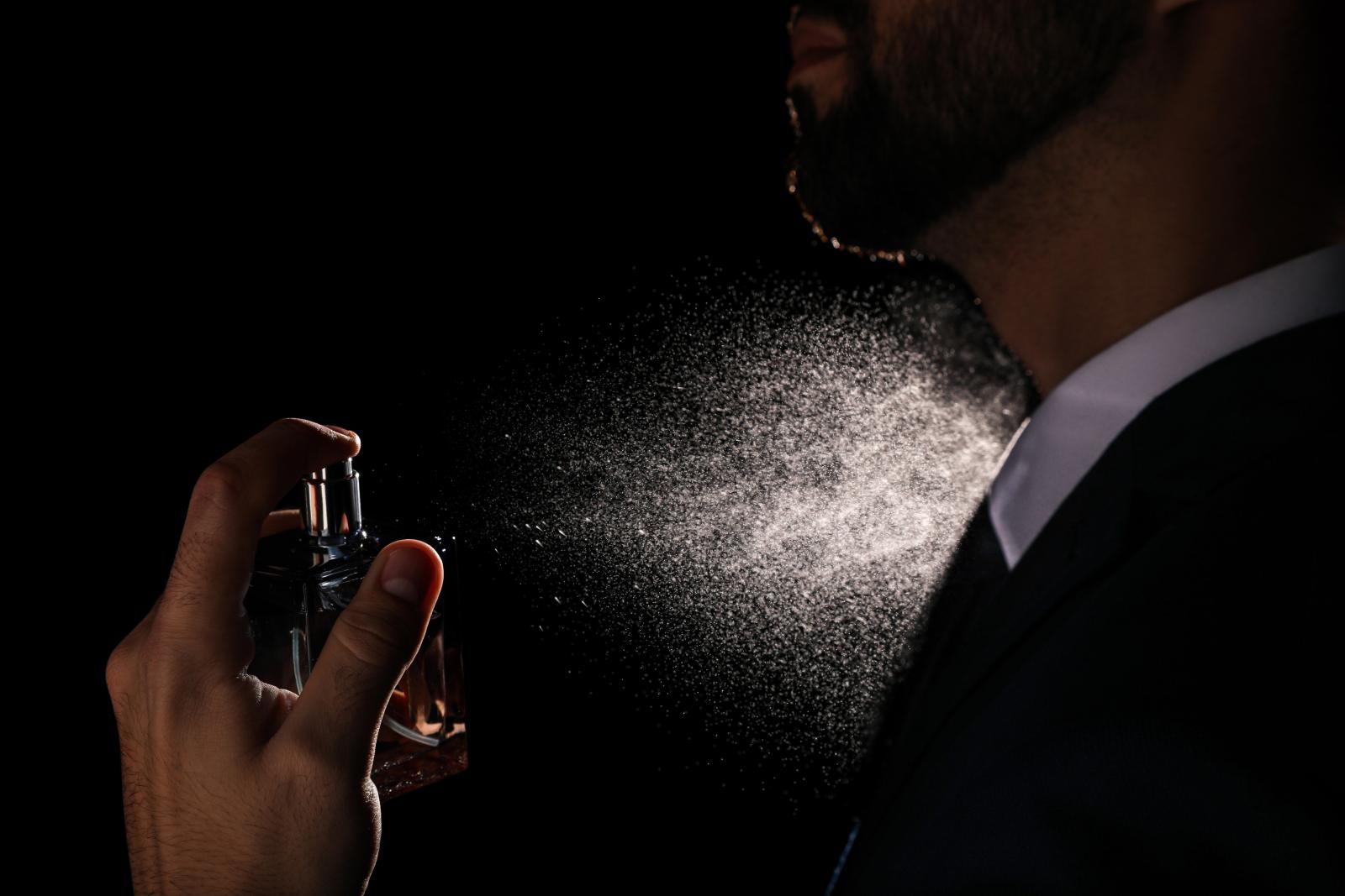 جلد الرقبة حسّاس وأكثر عرضة للتهيج والجفاف