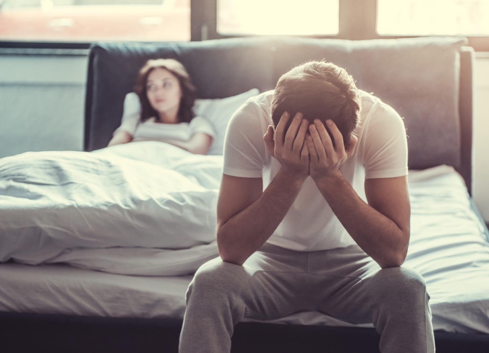 انخفاض الرغبة الجنسية من علامات متلازمة الزوج البائس