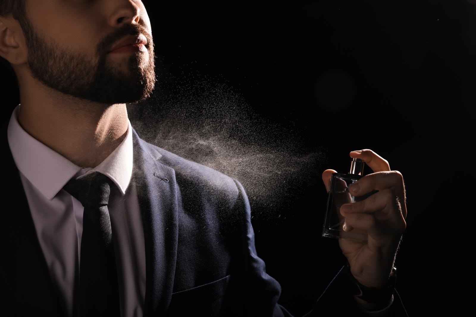 رائحة خشب الصندل لها رونقها الفاخر وتساعد على تقليل التوتر