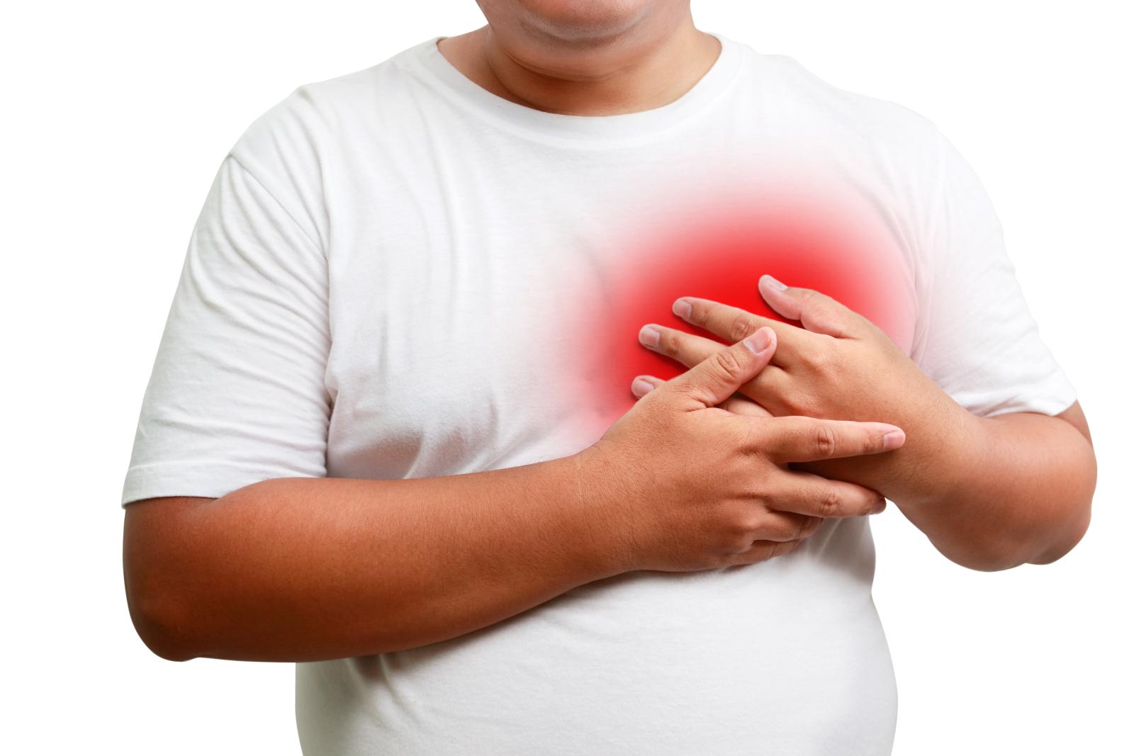 ألم وكتلة الثدي من علامات التثدي عند الرجال