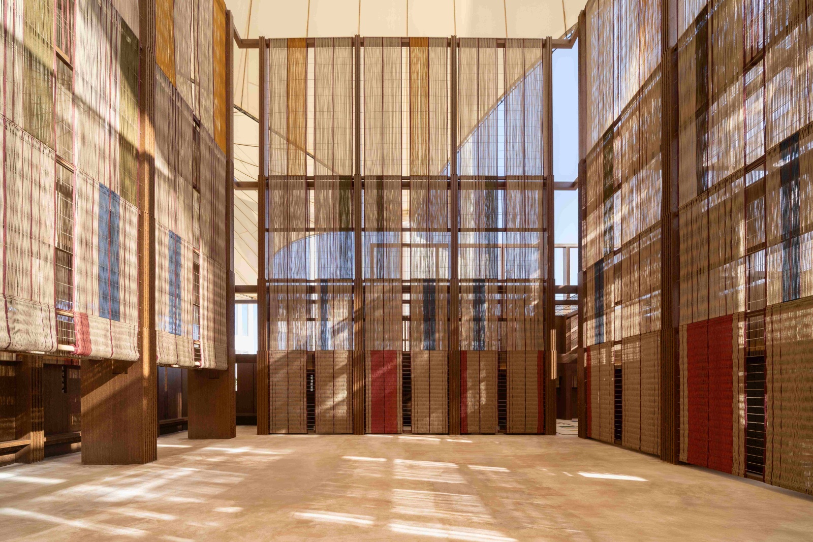 افتتاح بينالي الفنون الإسلامية 2025