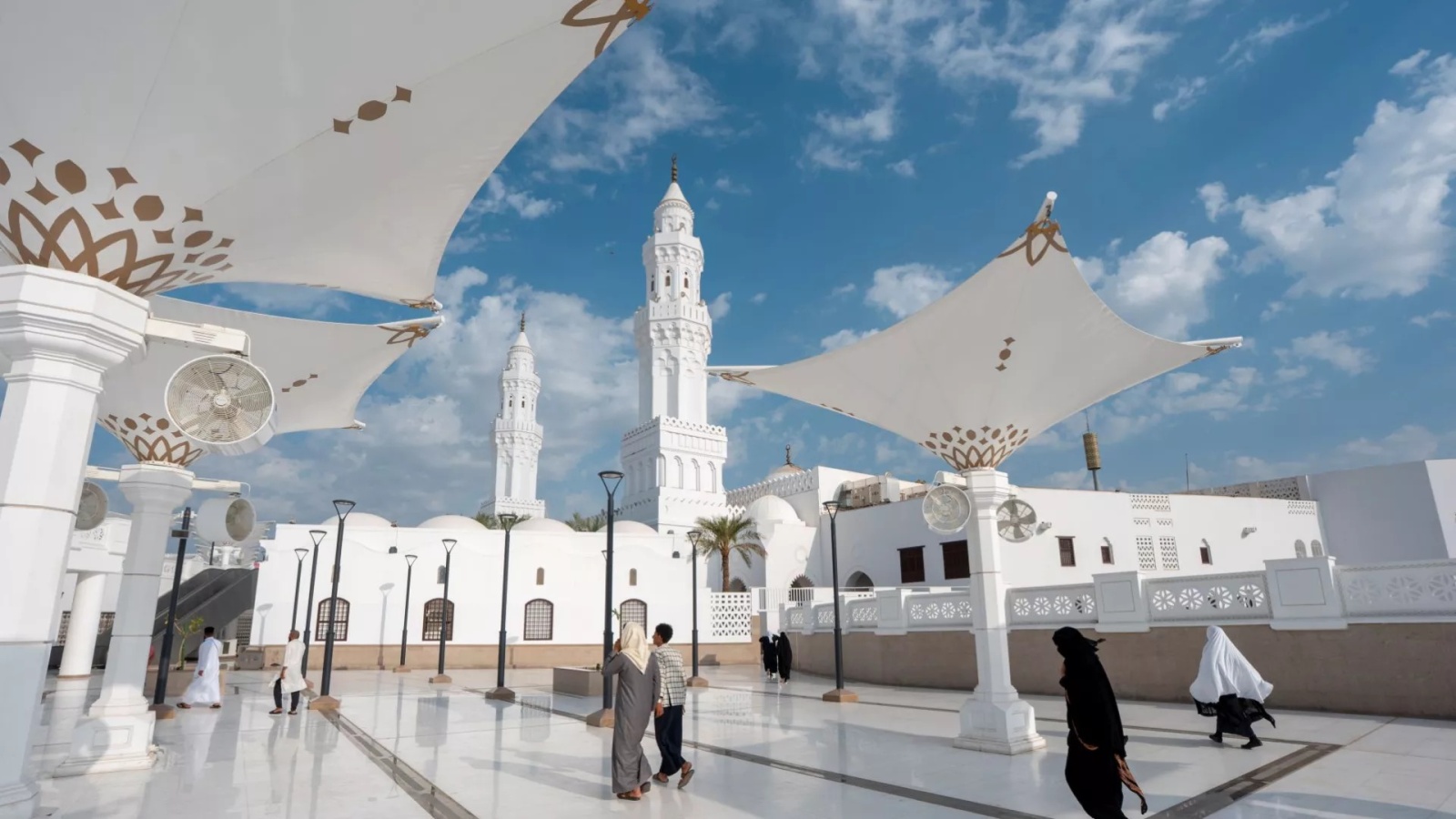 مسجد القبلتين