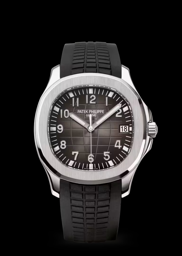 ساعة Aquanaut  التي ظهر بها نيمار 