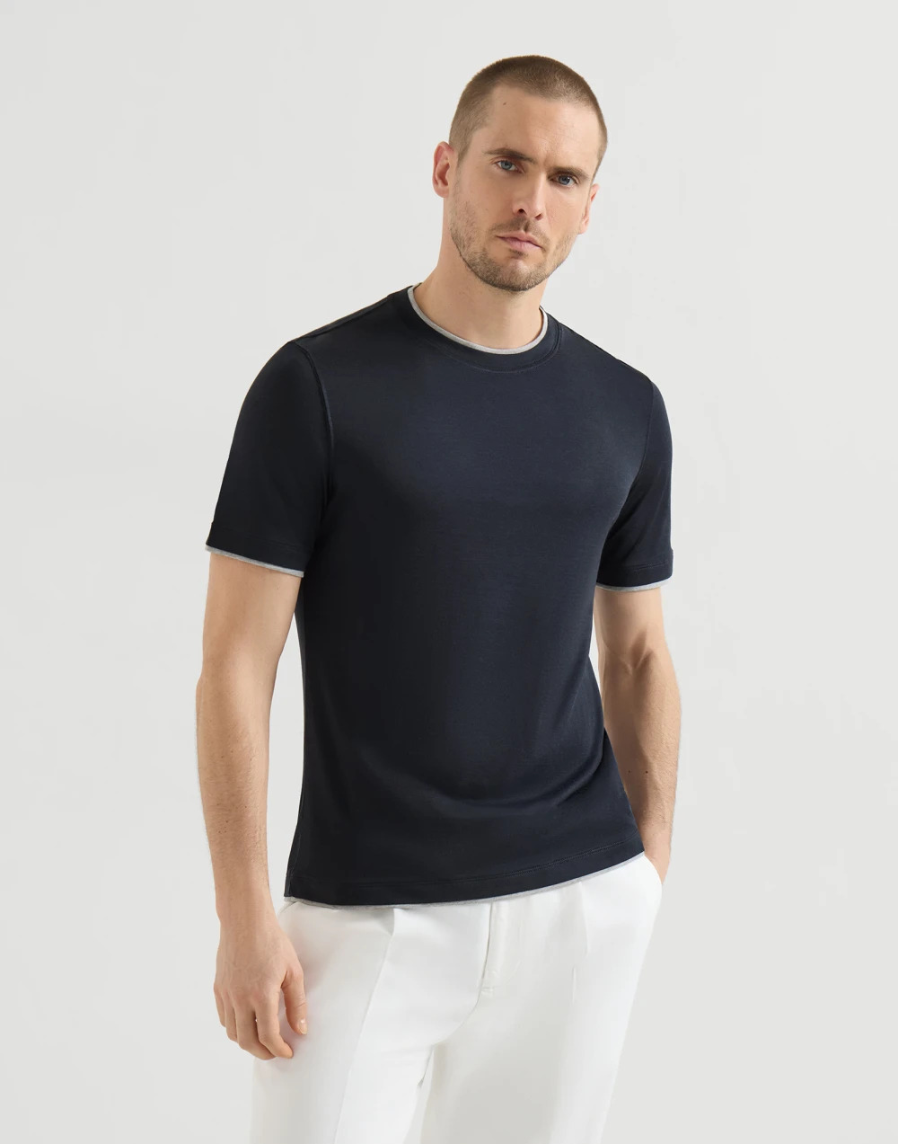 T-Shirt قطني من الجيرسيه بسيط وأنيق 