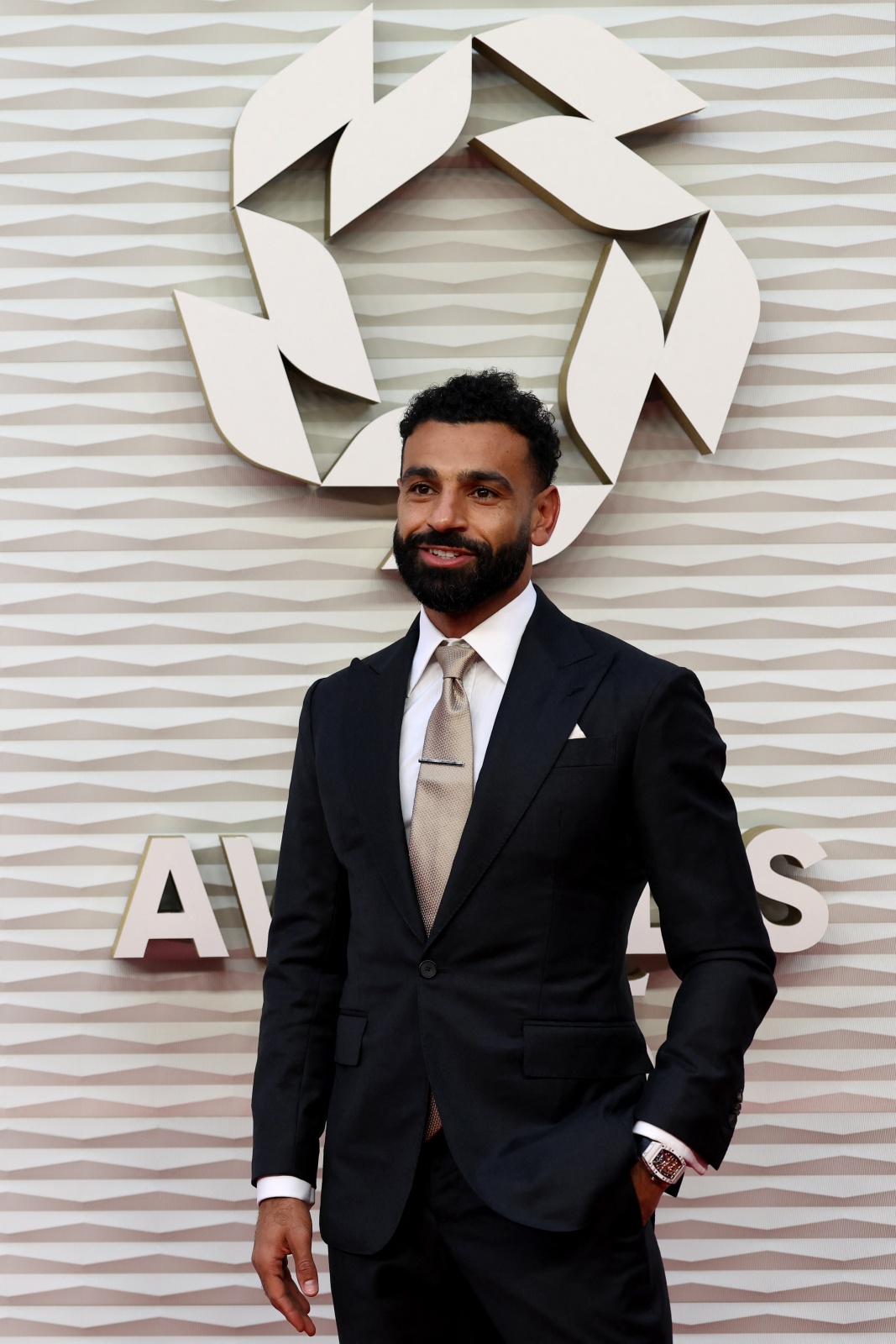 محمد صلاح حصد جائزته الثالثة من PFA  كأفضل لاعب في الدوري الإنجليزي