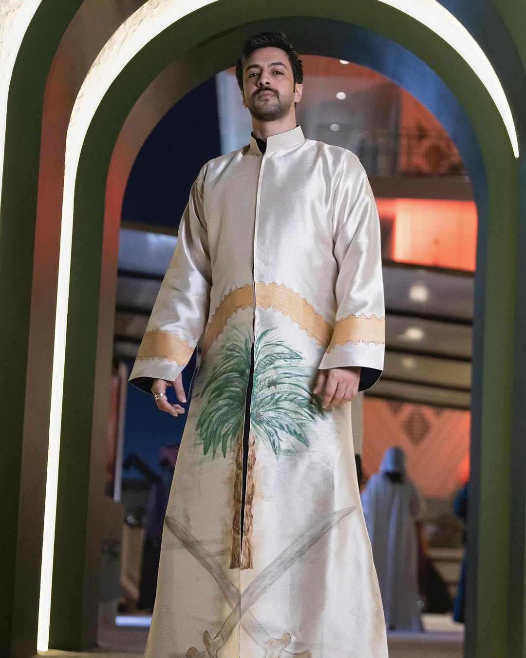 طبعات مميزة وخاطفة للعين على دقلة بدر بن محسن