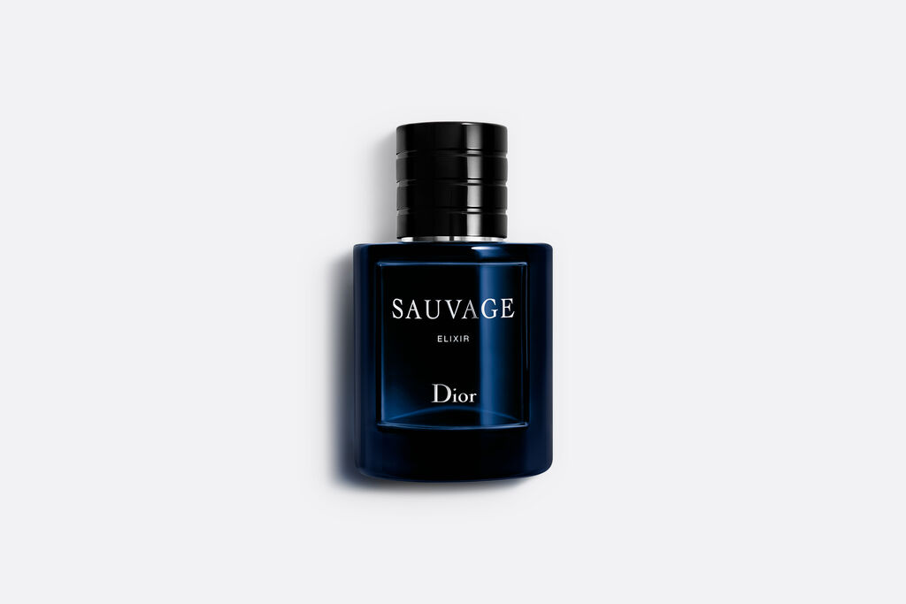 عطر Sauvage Elixir بنفحات خشبية مميزة