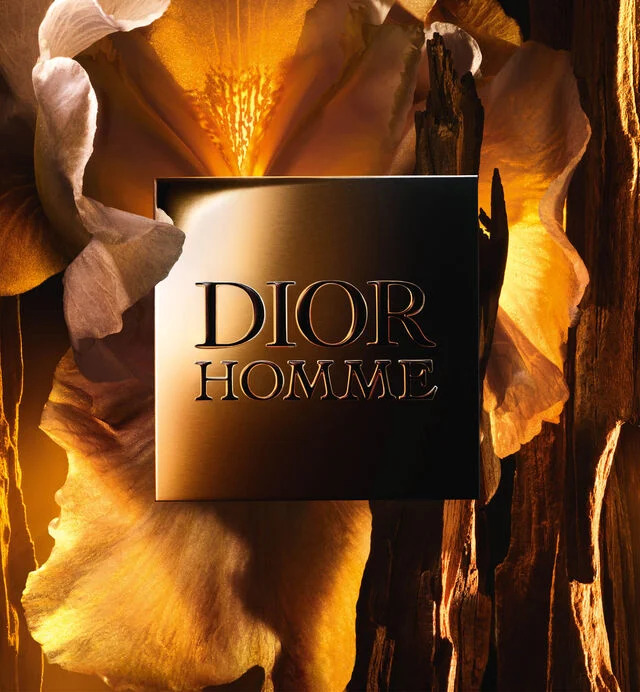 عطر Dior Homme Parfum برائحة السوسن مع نفحات خشب العنبر