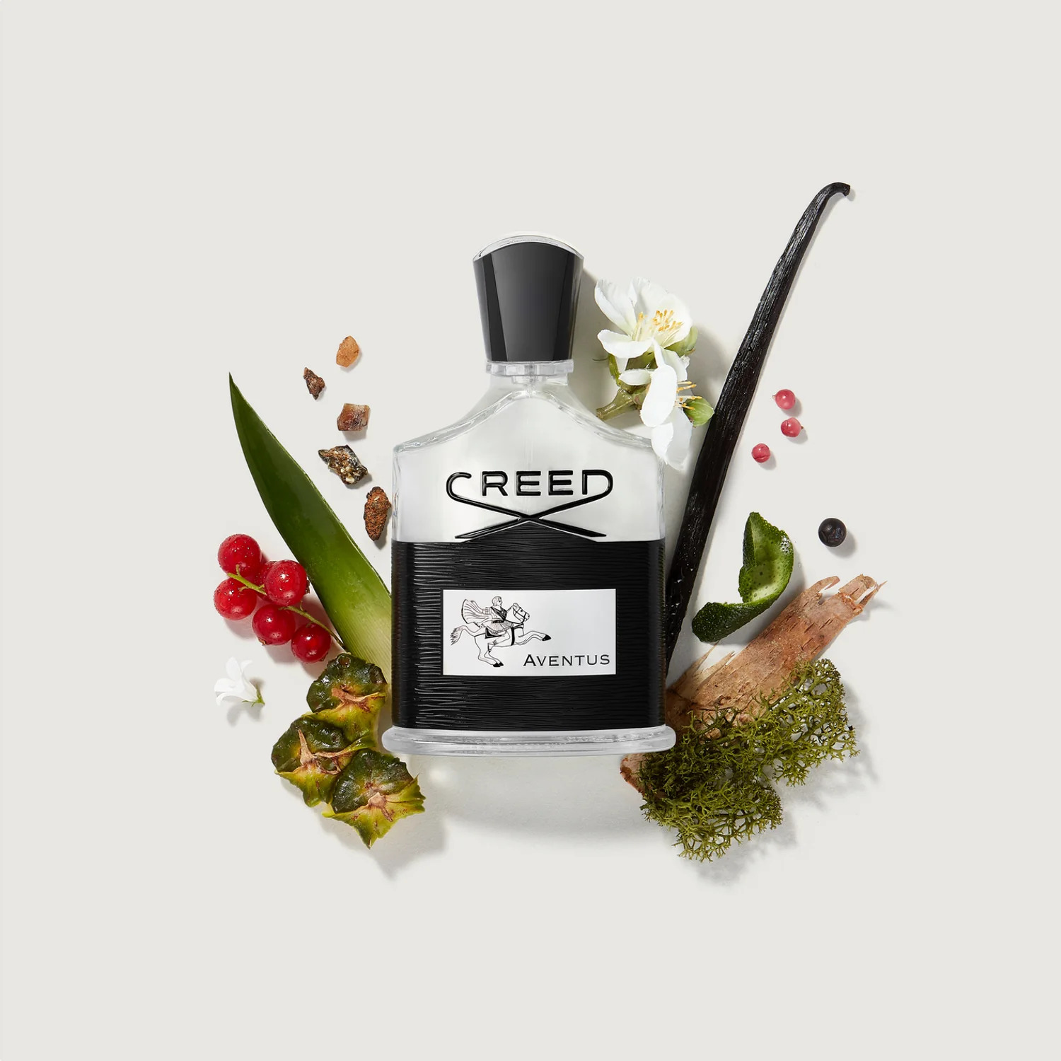 عطر Aventus برائحة فاكهية جريئة