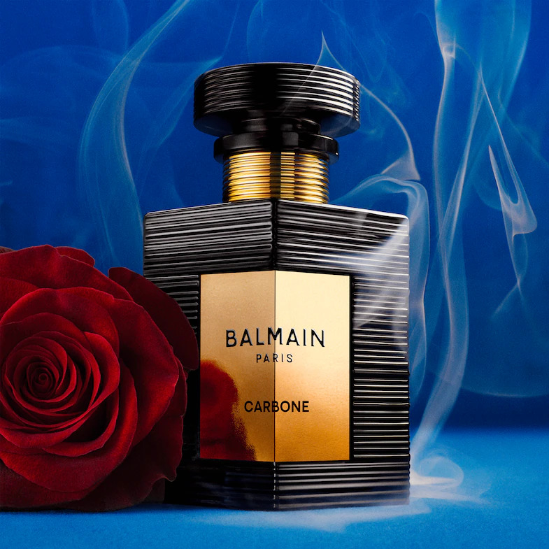 عطر Carbone Eau de Parfum يجمع بين المسك والورد