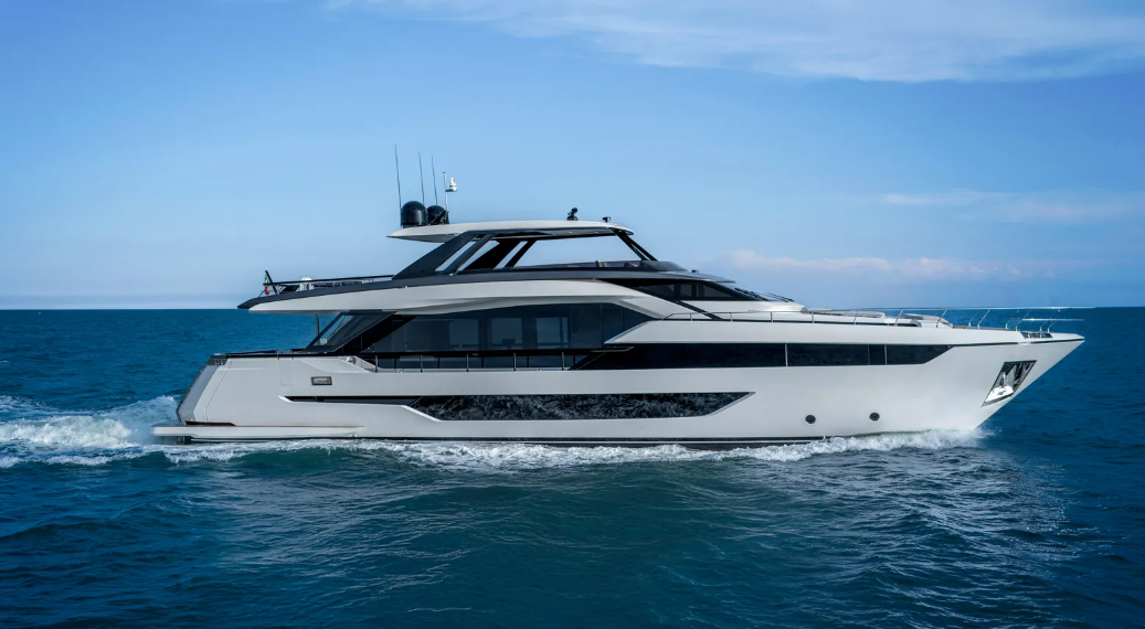 يخت Ferretti 940