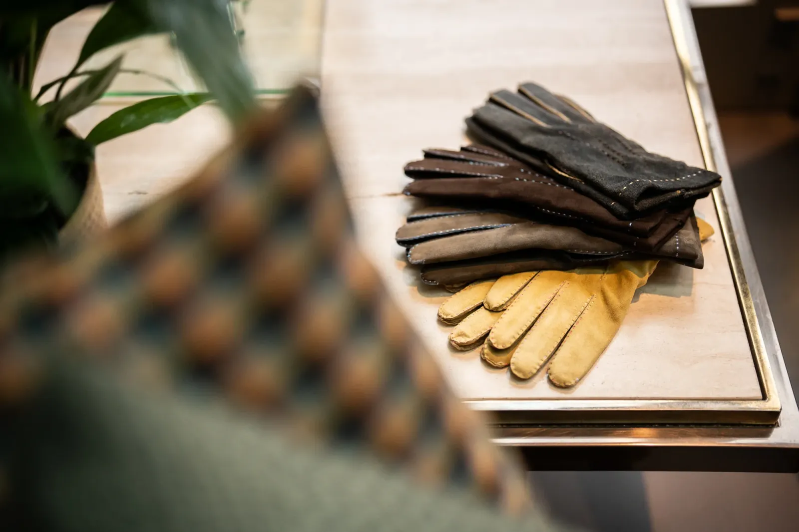 القُفّازات الجلديّة من علامة بد لندن