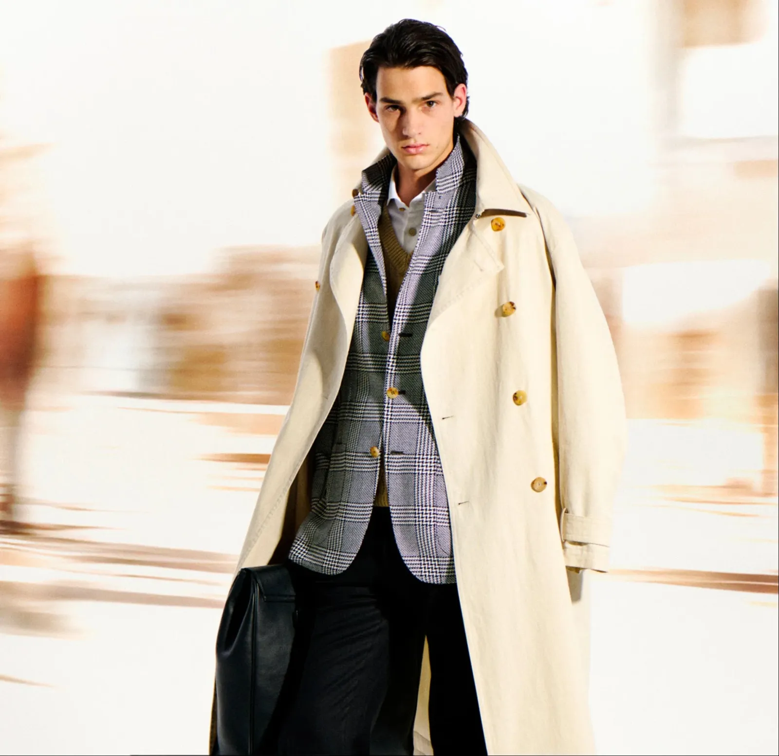 إطلالة رجالية من كيتون