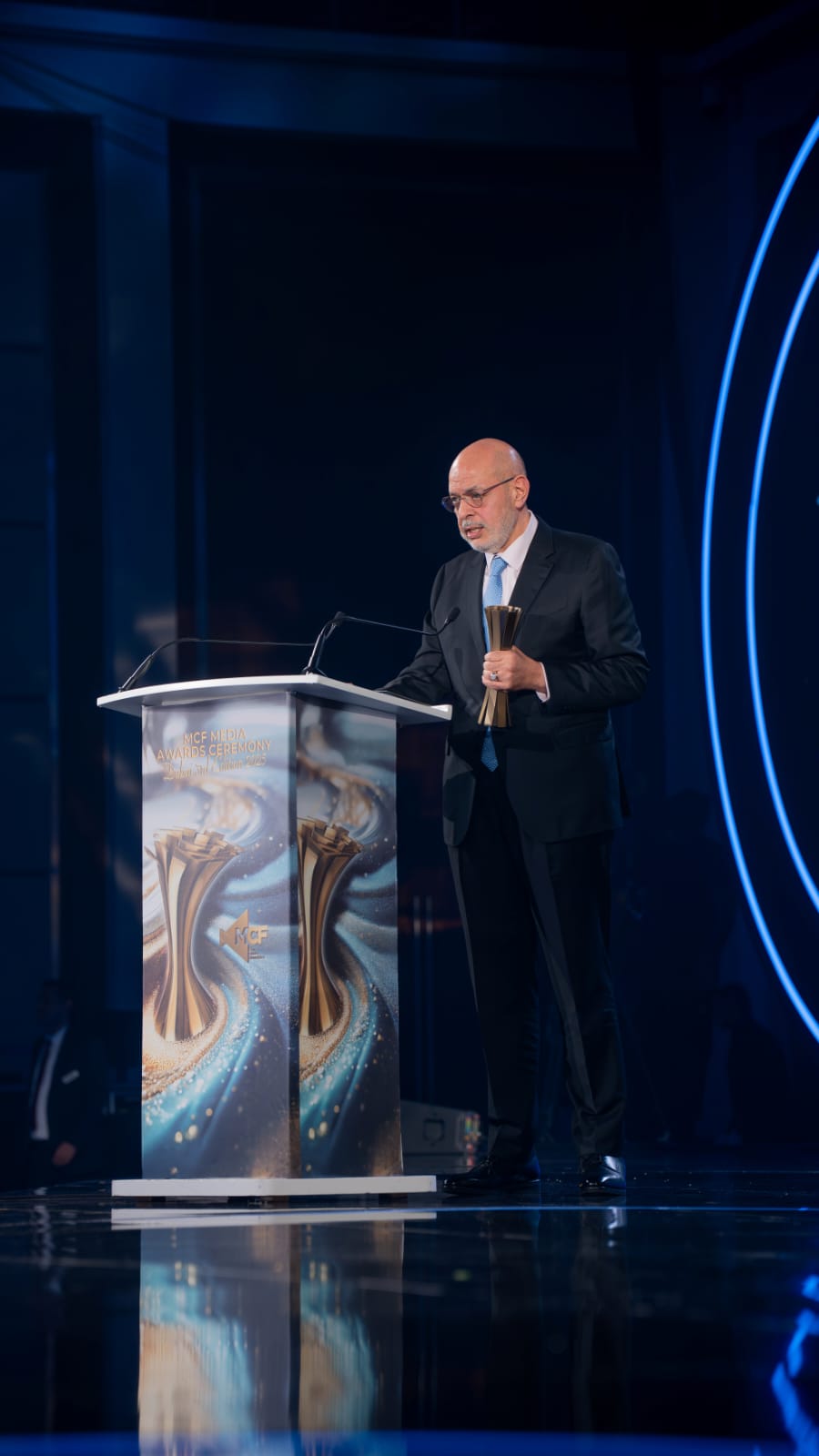 تكريم نبيل الخطيب بـ "جائزة الإنجاز مدى الحياة" في حفل توزيع جوائز مؤسسة مي&nbsp;شدياق&nbsp;للإعلام