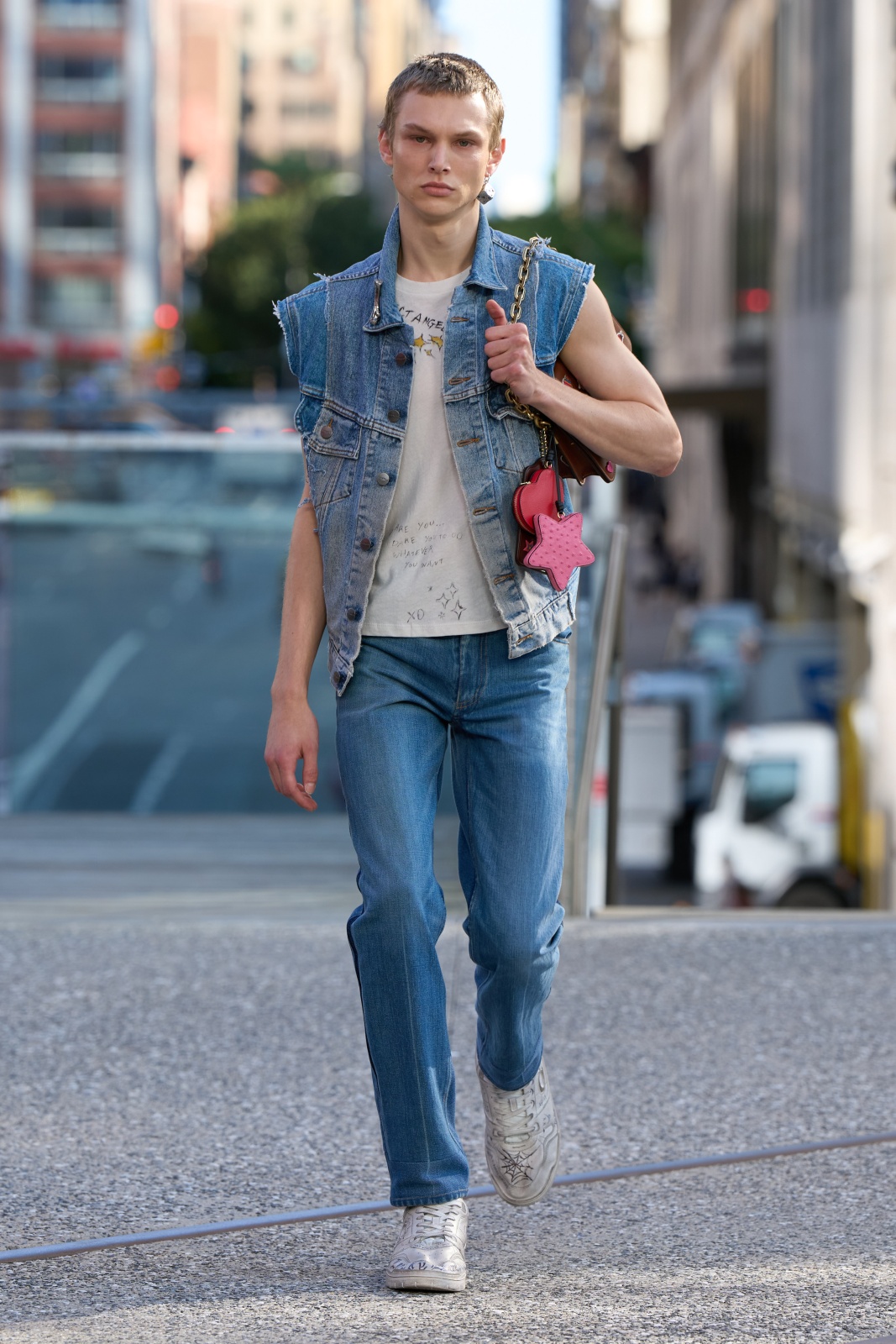 أسلوب الدنيم العمليّ من Coach.