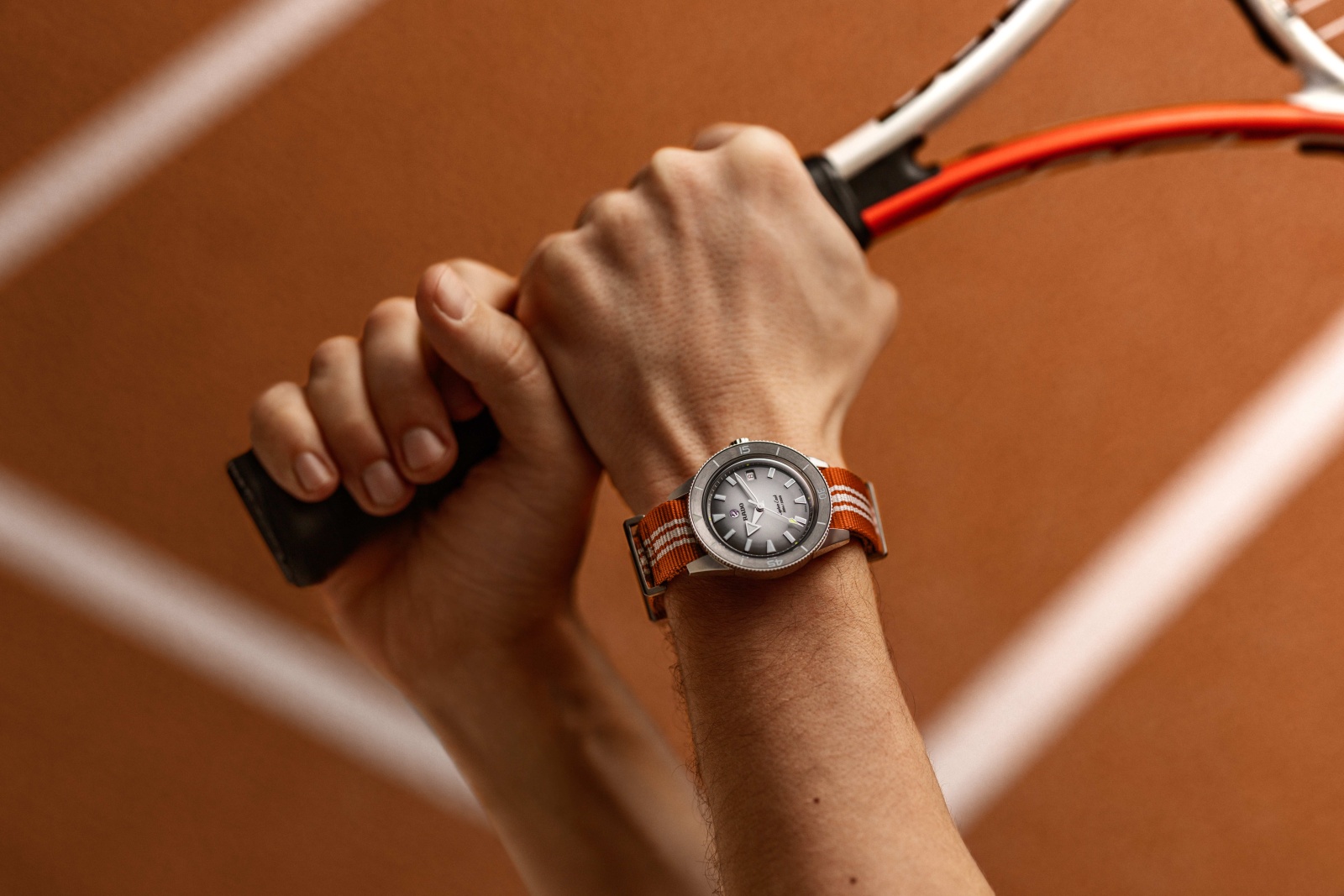 الساعة المميّزة.