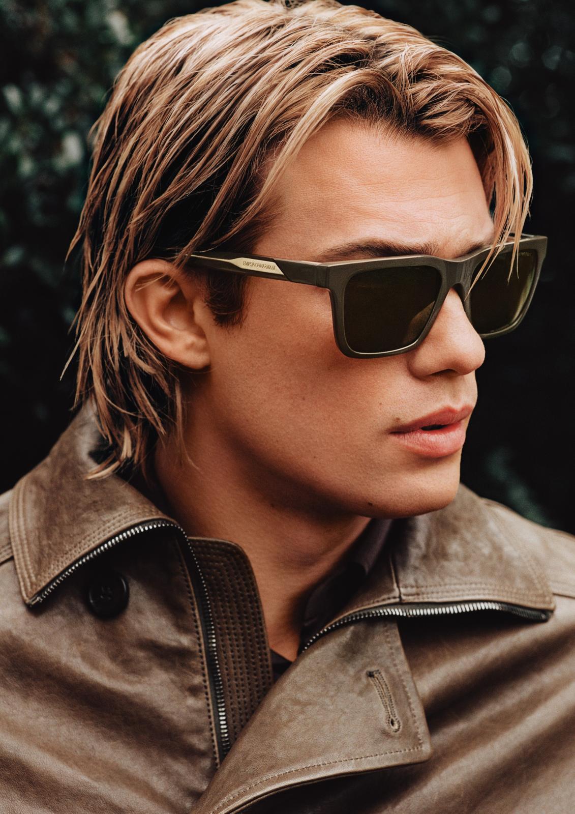 النظّارات المميّزة.